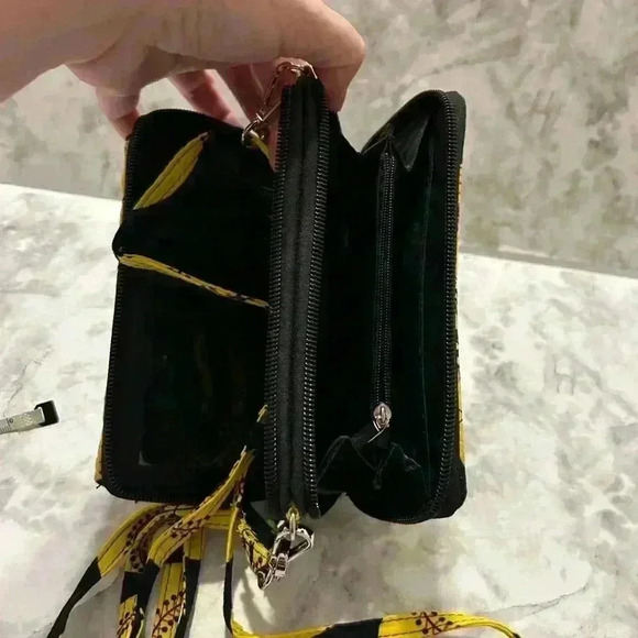 Quilted Baseball Small Crossbody Wristlet Wallet Purse - Picture 5 of 6